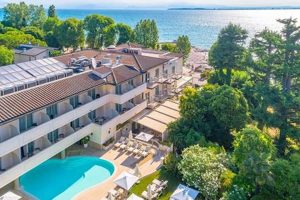 Hotel Desenzano Del Garda | The Ultimate Gardening Guide: Grow a Thriving Garden Year-Round