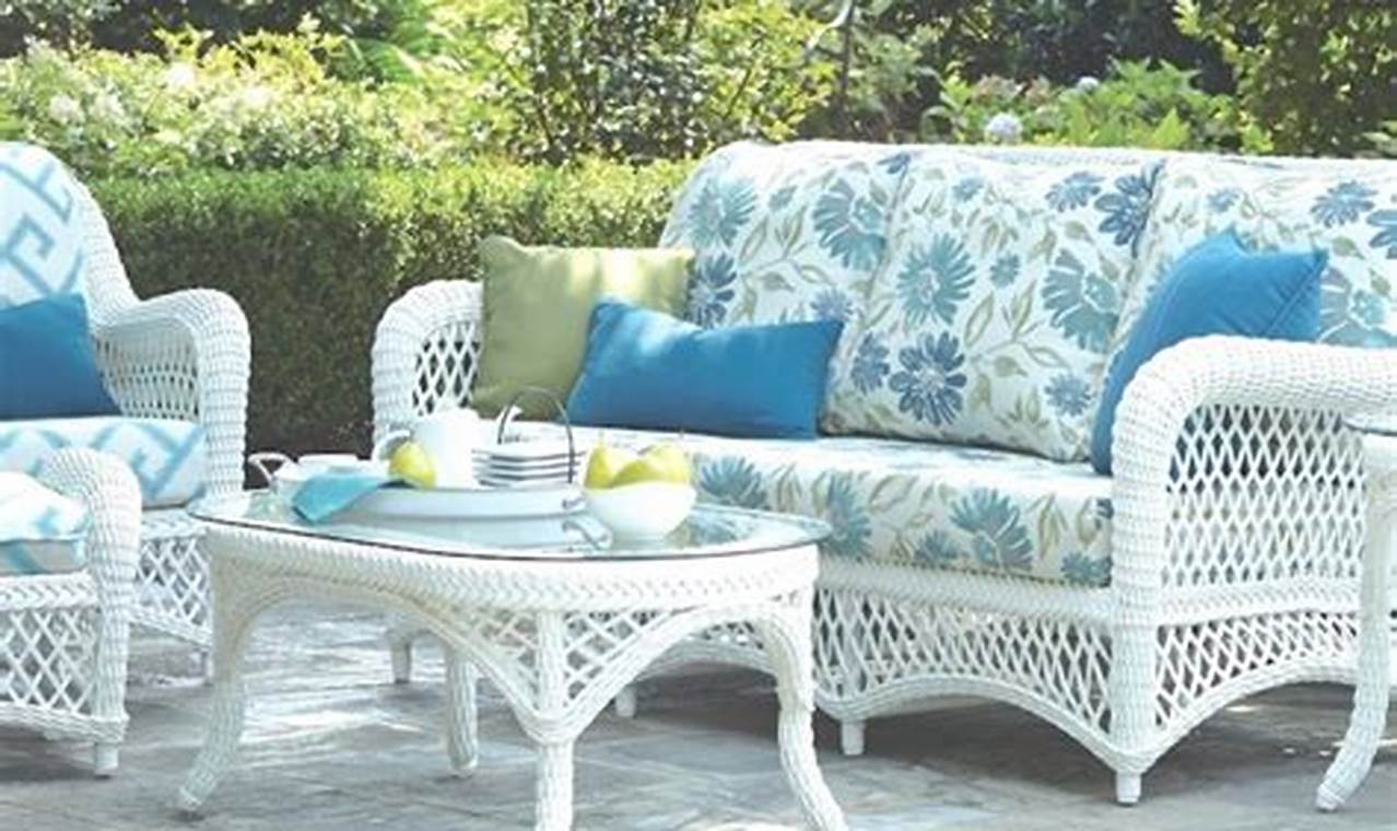 Shop White Wicker Garden Furniture: Styles & Deals! | The Ultimate Gardening Guide: Grow a Thriving Garden Year-Round