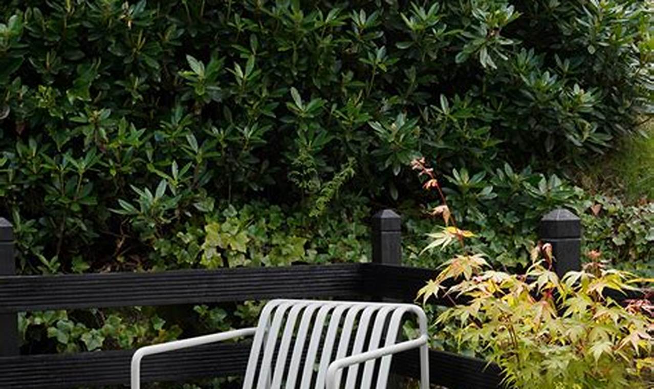 Enhance Your Space: Minimalist Garden Furniture Ideas | The Ultimate Gardening Guide: Grow a Thriving Garden Year-Round