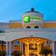 Grove Holiday Inn: Anaheim South Getaway! | The Ultimate Gardening Guide: Grow a Thriving Garden Year-Round