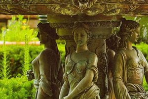 Bring Greece Home: Garden Statues Inspired by Antiquity The Ultimate Gardening Guide: Grow a Thriving Garden Year-Round Bring Greece Home: Garden Statues Inspired by Antiquity | The Ultimate Gardening Guide: Grow a Thriving Garden Year-Round