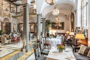 Cozy Winter Garden Bars Near You: Warm Winter Escapes | The Ultimate Gardening Guide: Grow a Thriving Garden Year-Round