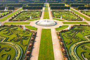 Discover Royal Garden Garden City Living - [City Name]! | The Ultimate Gardening Guide: Grow a Thriving Garden Year-Round