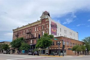 Unmissable Things to Do in Garden City, KS: Guide! | The Ultimate Gardening Guide: Grow a Thriving Garden Year-Round