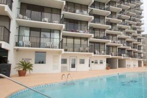 Plan Your Escape to Royal Garden Resort, Garden City, SC | The Ultimate Gardening Guide: Grow a Thriving Garden Year-Round