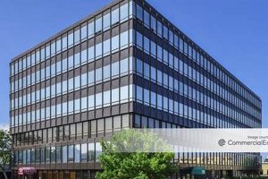 Guide to 585 Stewart Avenue, Garden City: Local Info | The Ultimate Gardening Guide: Grow a Thriving Garden Year-Round