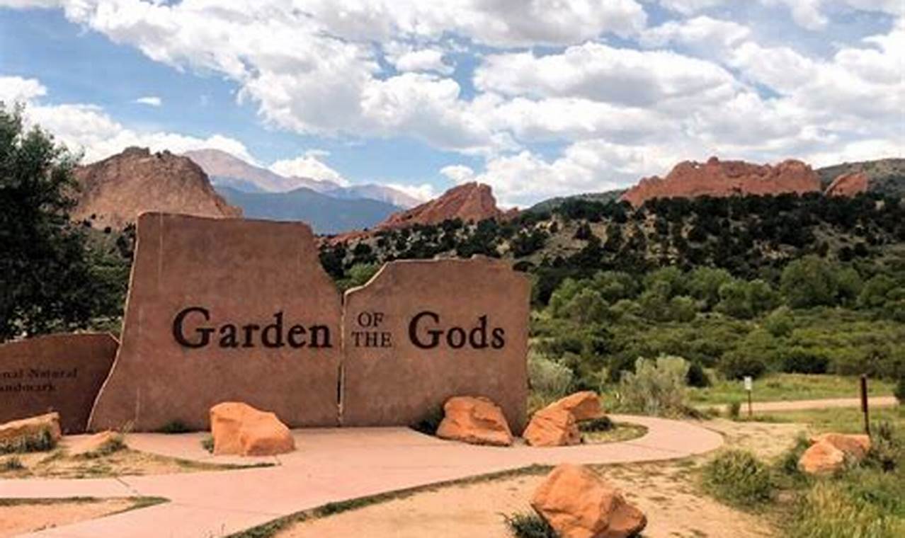 Discover the Garden of the Gods Art Festival | Colorado | The Ultimate Gardening Guide: Grow a Thriving Garden Year-Round