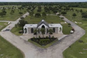 Memorial Gardens: Houston, Pearland's Serene Choice The Ultimate Gardening Guide: Grow a Thriving Garden Year-Round Memorial Gardens: Houston, Pearland's Serene Choice | The Ultimate Gardening Guide: Grow a Thriving Garden Year-Round