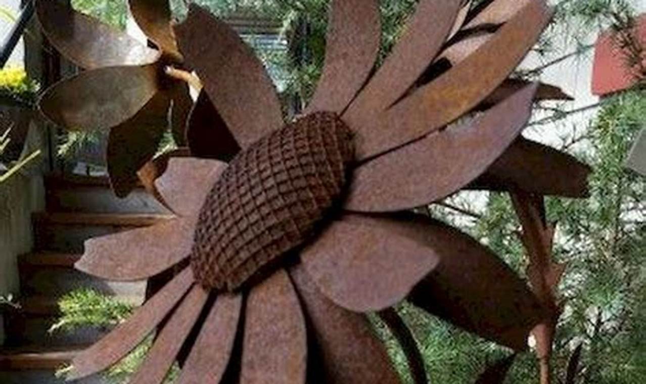 Garden Metal: Sculptural Artwork for the Garden Oasis | The Ultimate Gardening Guide: Grow a Thriving Garden Year-Round