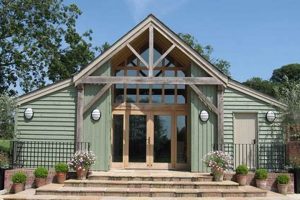 Grow in Your Garden: The Garden Barn - Tips & Ideas | The Ultimate Gardening Guide: Grow a Thriving Garden Year-Round