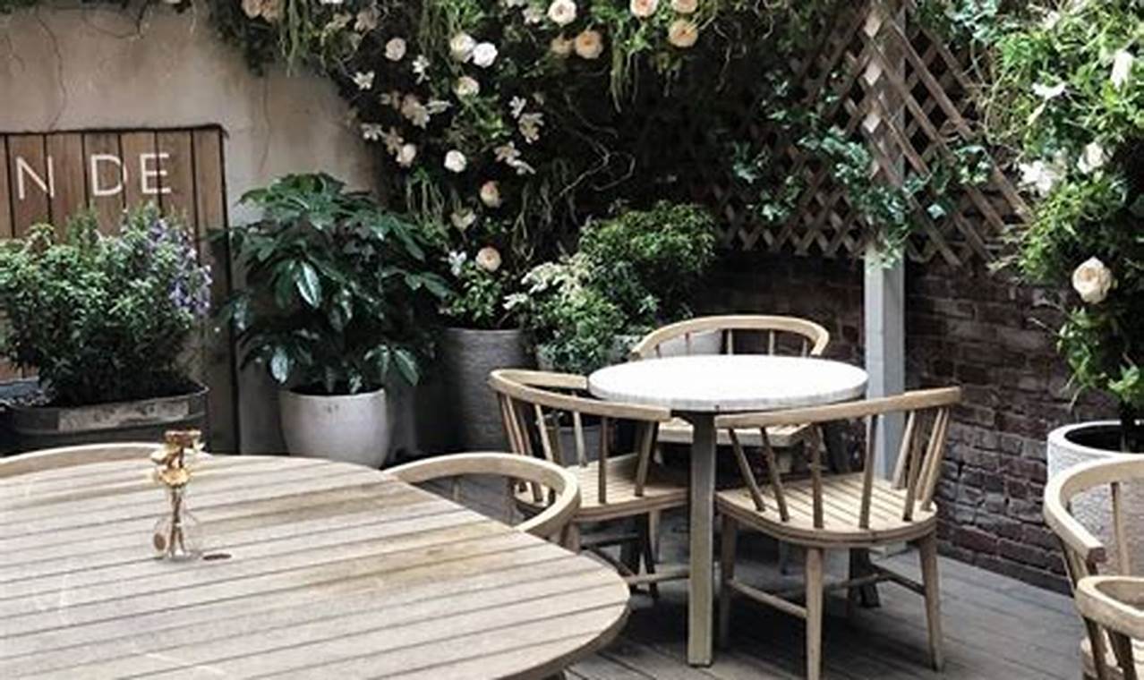 Discover: A SoHo Garden NY Oasis - Guide | The Ultimate Gardening Guide: Grow a Thriving Garden Year-Round