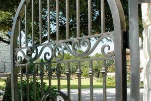 Garden Gates Metal: Styles & Lasting Beauty The Ultimate Gardening Guide: Grow a Thriving Garden Year-Round Garden Gates Metal: Styles & Lasting Beauty | The Ultimate Gardening Guide: Grow a Thriving Garden Year-Round