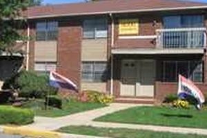 Discover Claridge Court Garden Apartments: Your Serene Oasis | The Ultimate Gardening Guide: Grow a Thriving Garden Year-Round